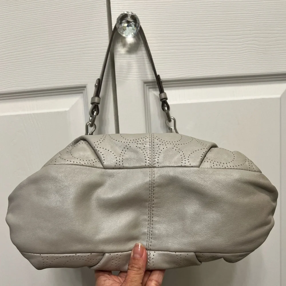 Coach A-1182 hobo purse